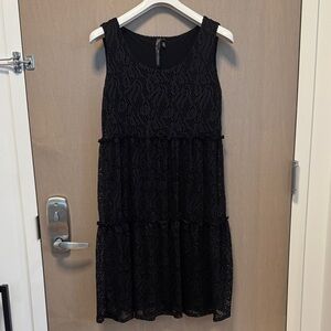 Chic Black Lace Sleeveless Mini Dress